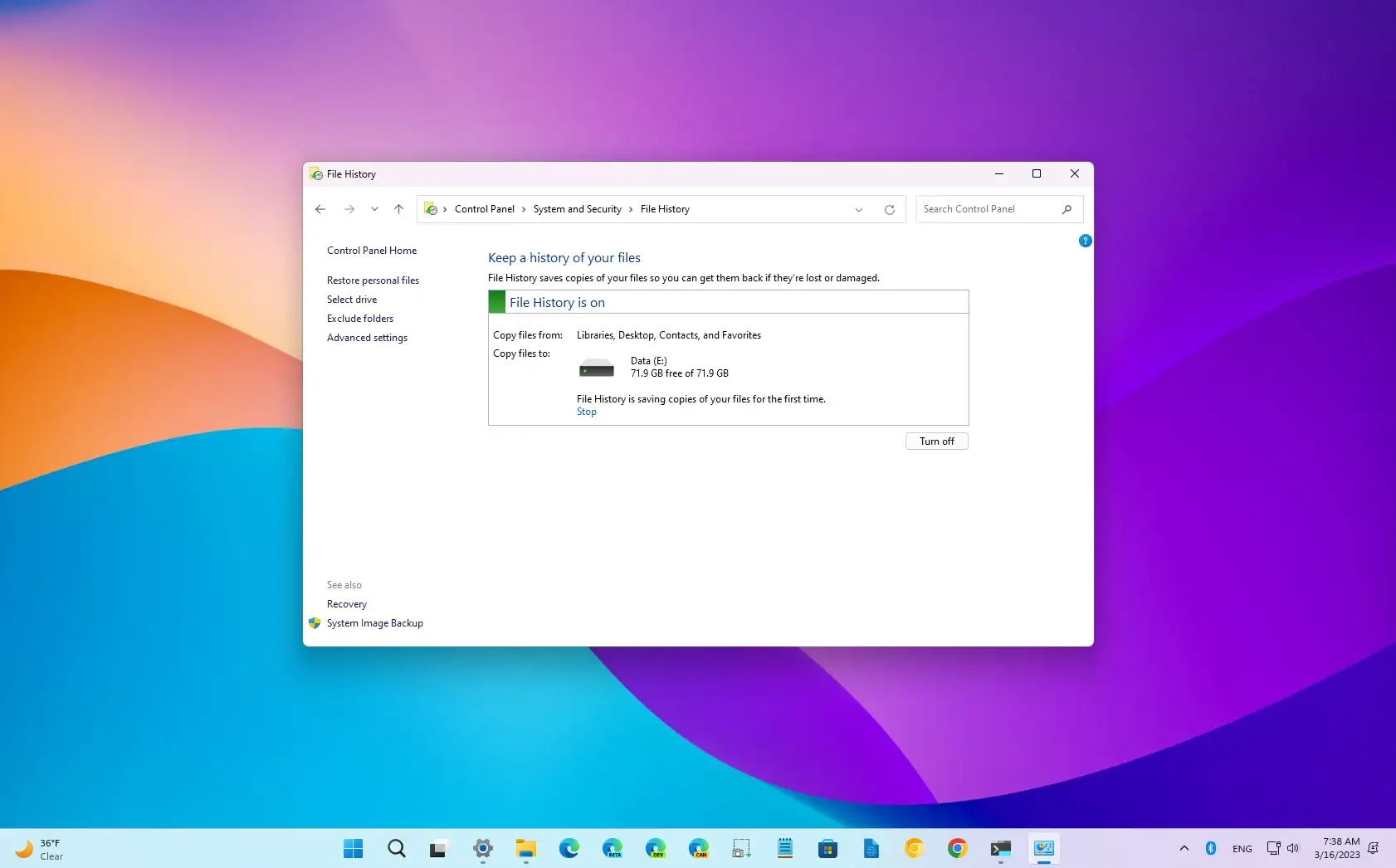 Hur man använder säkerhetskopiering av filhistorik i Windows 11